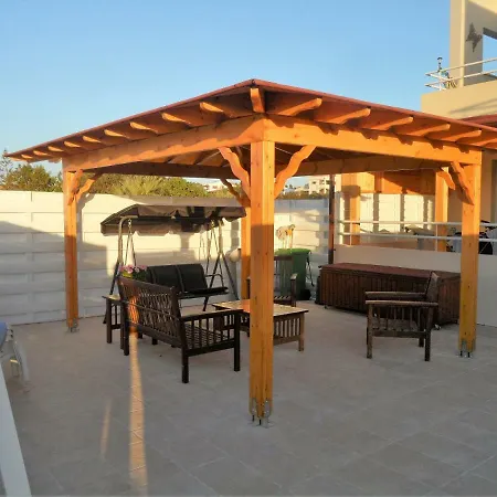 Nissi Beach,ground Floor Flat
